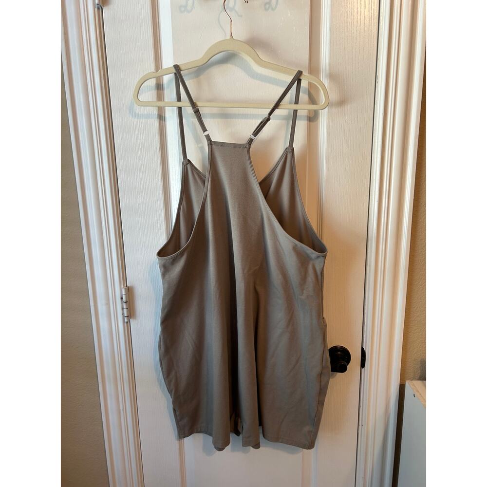 Free People Dupe Romper Tan Oversized XL - Picture 2 of 5